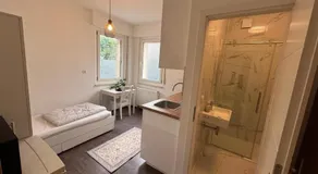 Charmante City Apartments - Image 5
