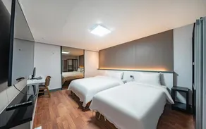 Bundang Yatap Ibiza Hotel - Image 2