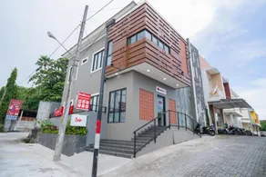 RedDoorz near Sindu Kusuma Edupark 3 - Image 5