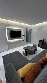 غرفة نوم وصالة مودرن بدخول ذاتي - Image 2