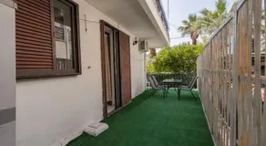 Blue Lemon Hideaway - Image 3