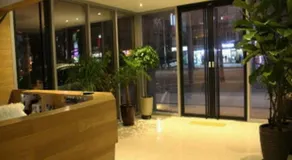 La Villa Hotel - Image 3