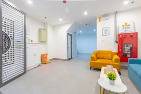 Hera Palace Home & Apartment - Image 5