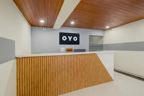 Hotel V CHECK INN - Image 4