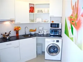 Karon Chic Studio - Image 3