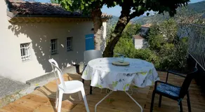 Nid douillet - LES FARGETTES - superbe vue - charmante petite maison avec jardin - 2 pièces à Privas - Image 5