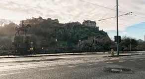 Edinburgh Bungalow Royal Infirmary Hospital Airport Free Moet And Parking B - Image 5