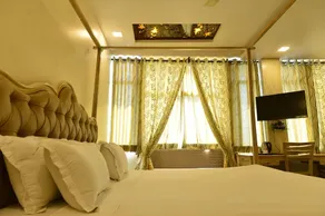 Hotel Sargam Sadan - Image 5