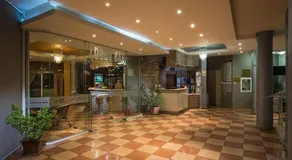 Flagman Hotel - Image 4