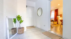 Smart Studio, AC ,Fast Wi-Fi & Walk to Marina by QuickTrips - Image 3
