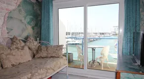 Unique, loft-style apartment with fantastic Brighton Marina views - Image 5