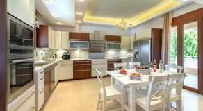 Newly Renovated Villa 4 Seasons with BBQ, private pool, ping pong and football table - Image 3