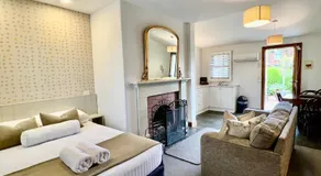 Seacombe House Motor Inn Port Fairy - Image 3
