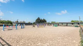 "PONY POD" at Nelson Park Riding Centre Ltd - GLAMPING POD also available the fox pod and Trailor Escapes- BIRCHINGTON, RAMSGATE, BROADSTAIRS MARGATE - Image 5
