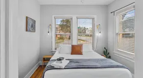 Natural Sabbatical 1 Bedroom Apartment - Image 2