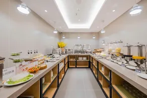 Home Inn Selected Hotel (Nanjing Liuhe Xiongzhou Metro Station Jinning Square Branch) - Image 5