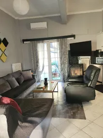jim villa1 family apartment fast wi-fi free parking - Image 4