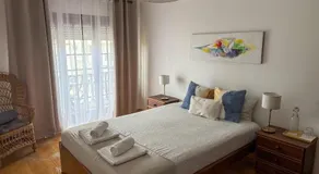 Offshore Rustic House - Image 2