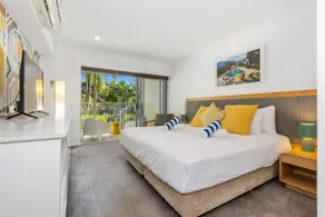 Luxury Hotel Room ~ Private Plunge Pool included - Image 2