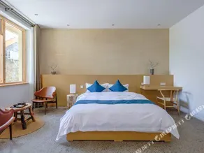 Yimeng Shanshe Holiday Hotel - Image 2