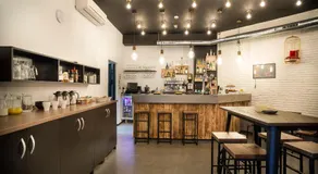 Cats Hostel San Sebastian - Image 2