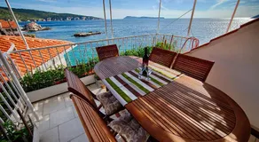 Komiza Provita Guesthouse - Image 3