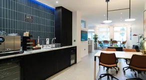 PREMIER SUITES Edinburgh Fountain Court - Image 3