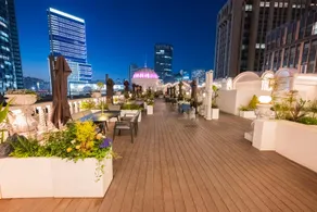 SAVHE Hotel on the Bund Nanjing Road Pedestrian Street - Image 4