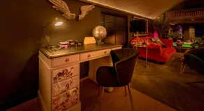 The Bakers Luxury Top Floor Apartment - Image 5