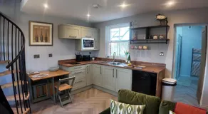 The Coach House - Image 3