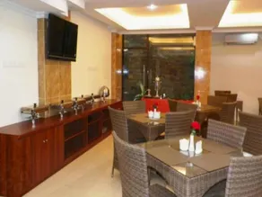 Maranatha Grand Hotel - Image 2