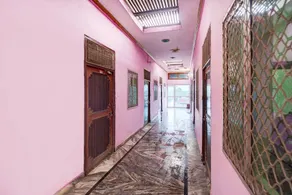 Hotel O C. P PALACE - Image 3