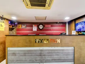 OYO Flagship Hotel Sunset Inn - Image 5