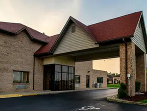 Red Roof Inn & Suites Middletown - Franklin - Image 2