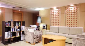 晶樺商務飯店 鄰近羅東車站 - Image 3