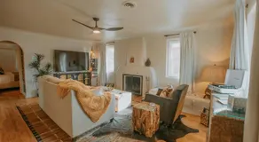 Grandma's Old Town Adobe House! Private Hot Tub-Close to Old Town-Pet Friendly-No Pet Fee! - Image 3