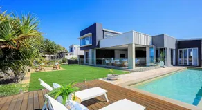 Riva - Oceanfront, Heated pool, 3 bathrooms, Sleeps 8 - Image 5