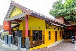 Rumah Haryono Guest House Syariah near Malioboro RedPartner - Image 3