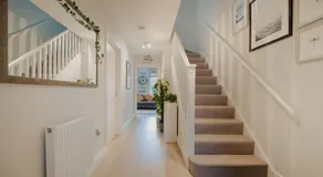 3 Bed House Business Sleeps 5 Location Wifi - Image 3