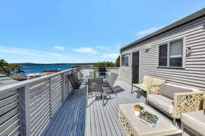 Seabreeze Bungalow - Lakeview Sunset Delight at Sunshine on Lake Macquarie - Image 3