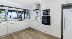Bribie Beach Apartments X 3 - Image 5