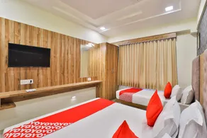 24444 Hotel Rudrax - Image 2