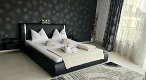 Brit House Pitesti - Image 2