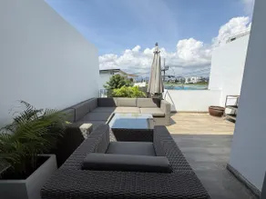 Cozy 3 bedroom town house 800m to beach - Image 4