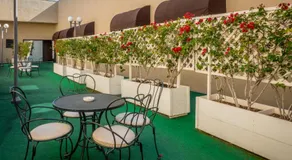 Olyver Hotel - Image 4