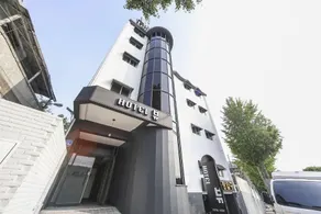 Chuncheon Hotel View - Image 4