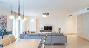 Art Apartment In Mamila - Mamila Residence - With jacuzzi - Image 4