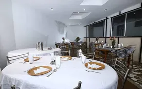 The Regency Hotel - Image 2