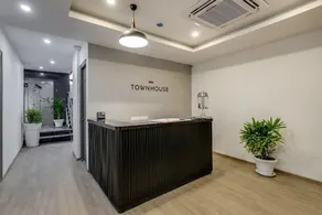 Townhouse Siddharth vihar hotel golden world and banquet - Image 3