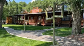 Moore's Old Pine Inn - Image 5